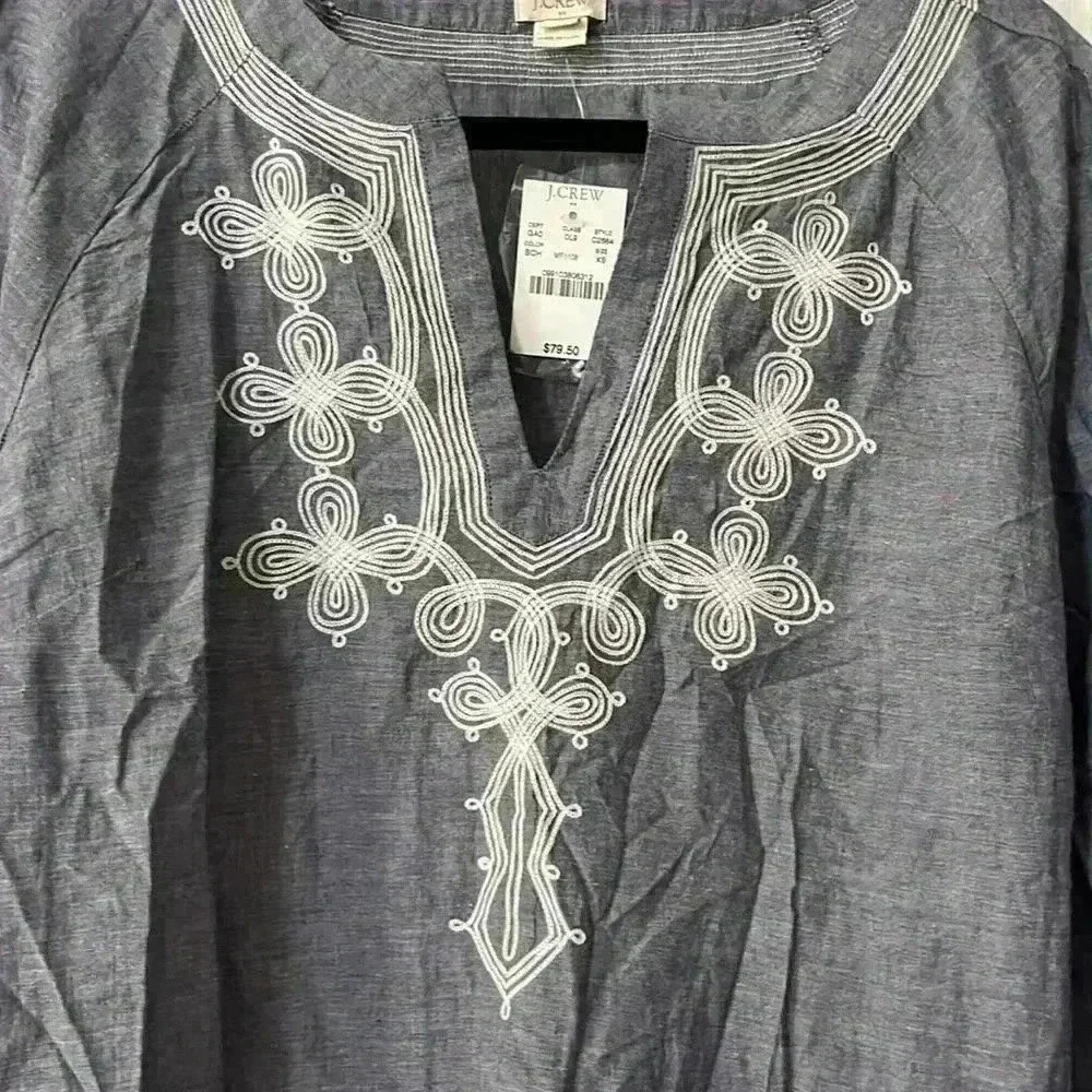 J.Crew embroidered women’s top - Picture 3 of 11